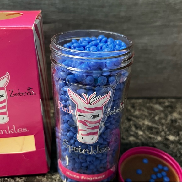 Pink Zebra Accents New Pink Zebra Sprinkles Blueberry Waffles